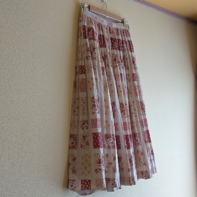 Santa Monica(サンタモニカ)の古着屋 OLD vintage 花柄 プリーツ シフォン ロングスカート レディースのスカート(ロングスカート)の商品写真
