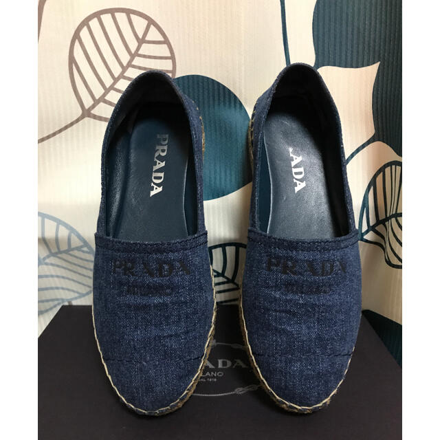 PRADA(プラダ)のprada espadrilles レディースの靴/シューズ(スリッポン/モカシン)の商品写真