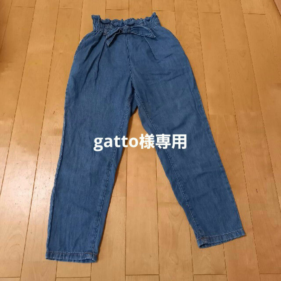 GU(ジーユー)のgu 女の子パンツ　140 キッズ/ベビー/マタニティのキッズ服女の子用(90cm~)(パンツ/スパッツ)の商品写真