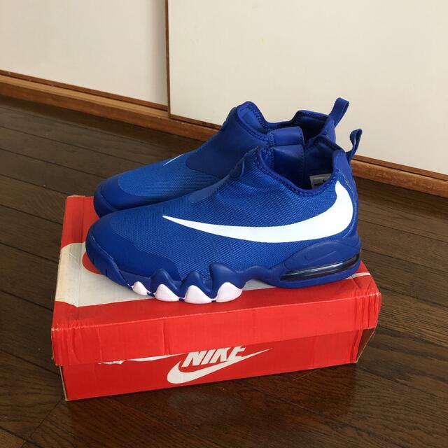 NIKE big swoosh ナイキ　ビッグ　スウォッシュ