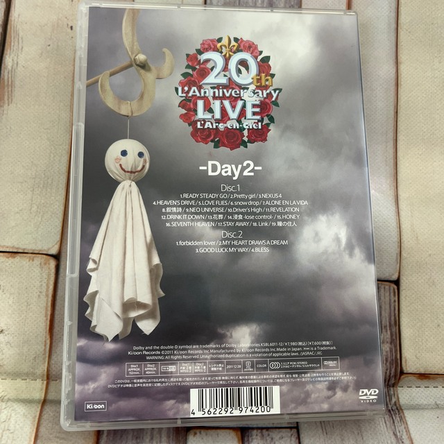 L'Arc~en~Ciel - L'Arc〜en〜Ciel 20th L'Anniversary LIVE の L'Arc~en~Ciel - L'Arc〜en〜Ciel 20th L'Anniversary LIVE の