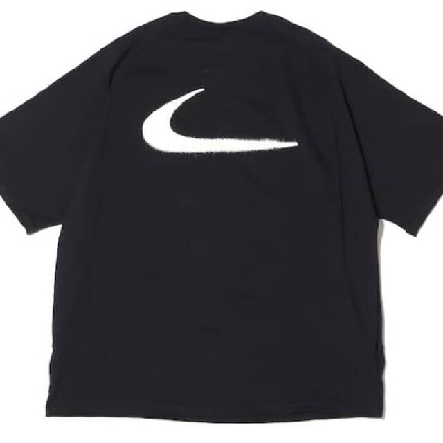 NIKE(ナイキ)のナイキ　tee　オフホワイト メンズのトップス(Tシャツ/カットソー(半袖/袖なし))の商品写真