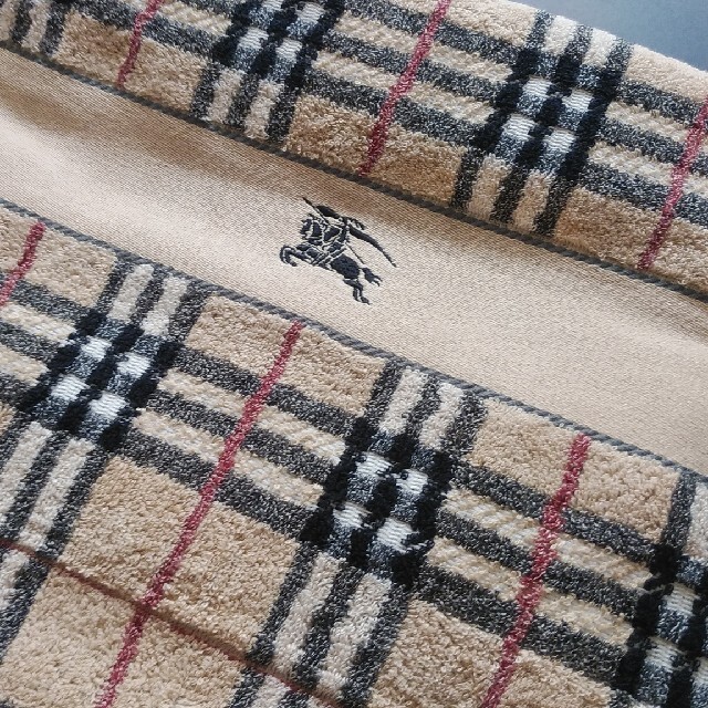 BURBERRY(バーバリー)の新品未使用　BURBERRYタオルケット キッズ/ベビー/マタニティの寝具/家具(タオルケット)の商品写真