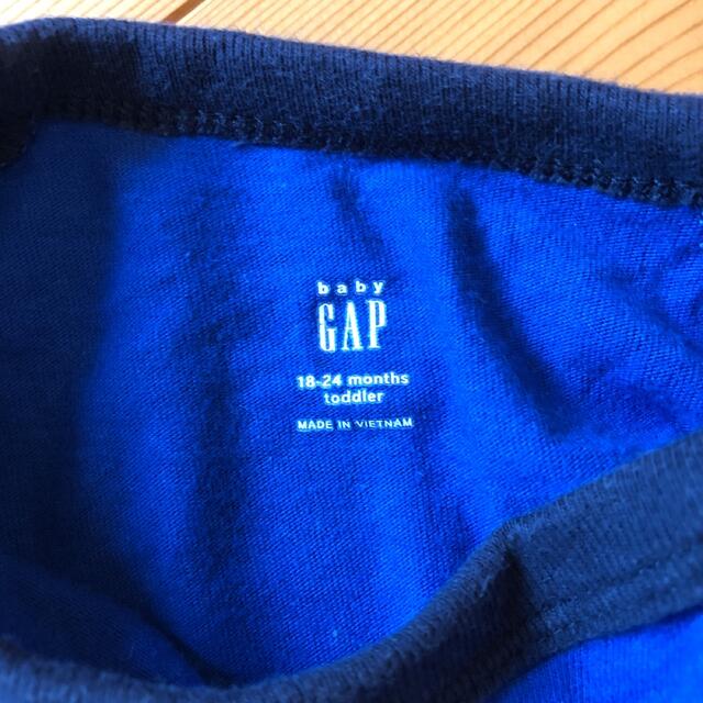 babyGAP(ベビーギャップ)のGAPロンＴ キッズ/ベビー/マタニティのキッズ服男の子用(90cm~)(Tシャツ/カットソー)の商品写真