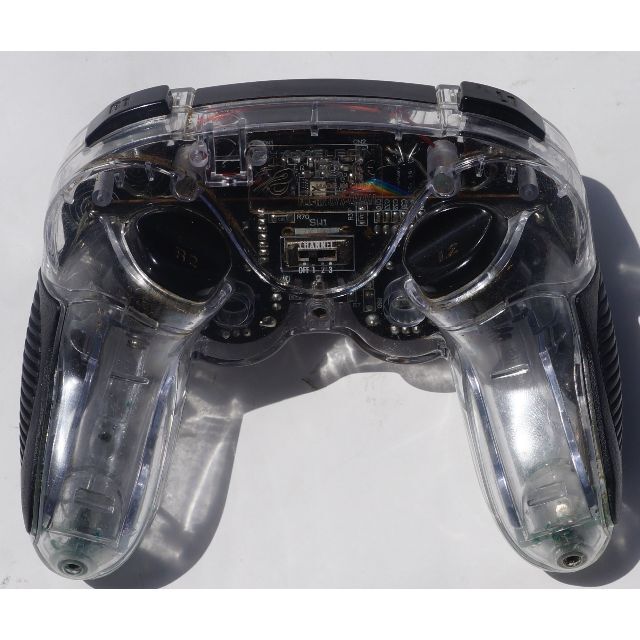 PlayStation2(プレイステーション2)のPS2 ワイヤレスコントローラ07X-CHAM1ドングルなし ( #3996 ) エンタメ/ホビーのゲームソフト/ゲーム機本体(その他)の商品写真