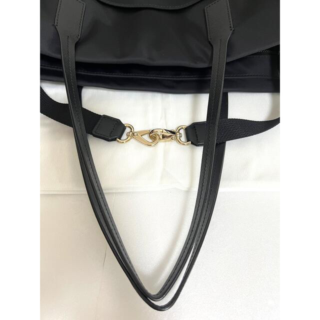 kate spade new york(ケイトスペードニューヨーク)のケイトスペード  　マザーズバック  トートバッグ　ショルダー付き　黒　 キッズ/ベビー/マタニティのマタニティ(マザーズバッグ)の商品写真