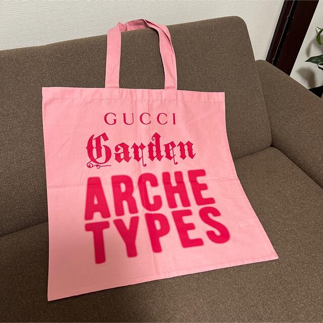 Gucci(グッチ)のGUCCI グッチ トートバッグ ピンク グッチガーデン 未使用 レディースのバッグ(トートバッグ)の商品写真