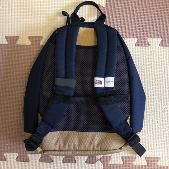 THE NORTH FACE(ザノースフェイス)のバークレーミニ　7L  キッズ/ベビー/マタニティのこども用バッグ(リュックサック)の商品写真