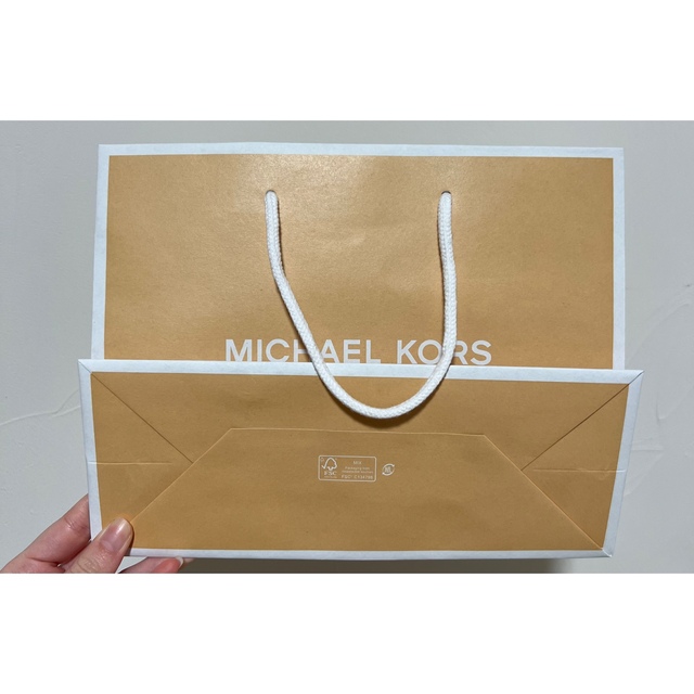 Michael Kors(マイケルコース)のマイケルコース 紙袋 メッセージカード セット レディースのバッグ(ショップ袋)の商品写真