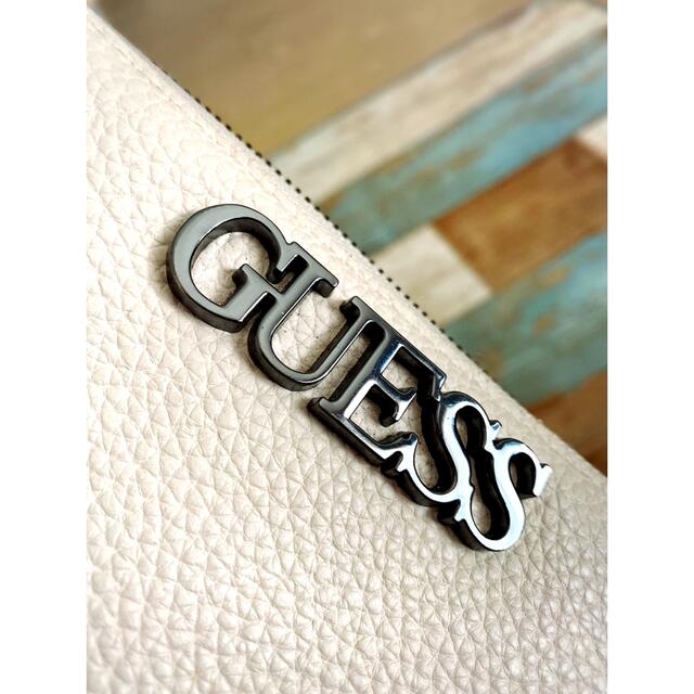 GUESS(ゲス)のGUESS 長財布 レディースのファッション小物(財布)の商品写真