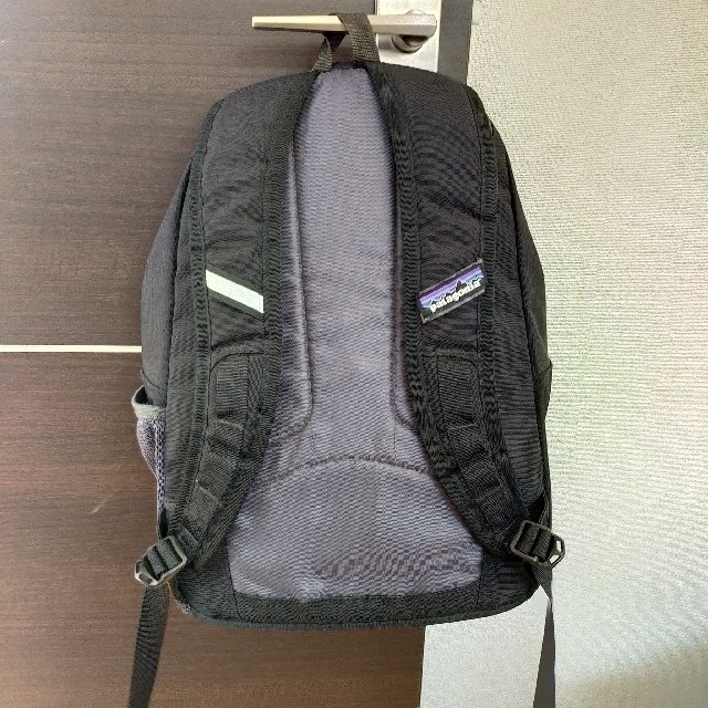 patagonia(パタゴニア)の☆パタゴニア patagonia 黒 リュックサック 15L キッズ☆ キッズ/ベビー/マタニティのこども用バッグ(リュックサック)の商品写真