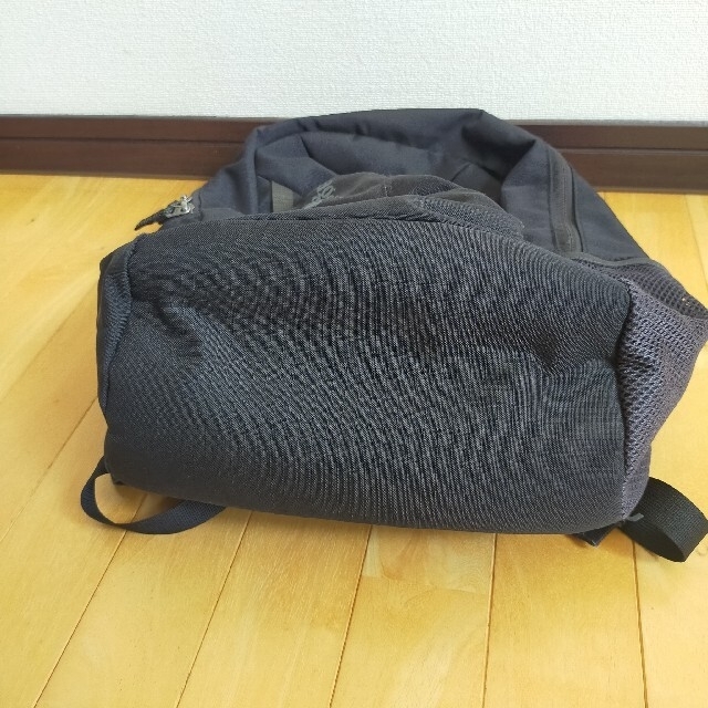 patagonia(パタゴニア)の☆パタゴニア patagonia 黒 リュックサック 15L キッズ☆ キッズ/ベビー/マタニティのこども用バッグ(リュックサック)の商品写真