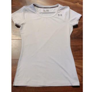 アンダーアーマー(UNDER ARMOUR)のアンダーアーマー美品(Tシャツ(半袖/袖なし))