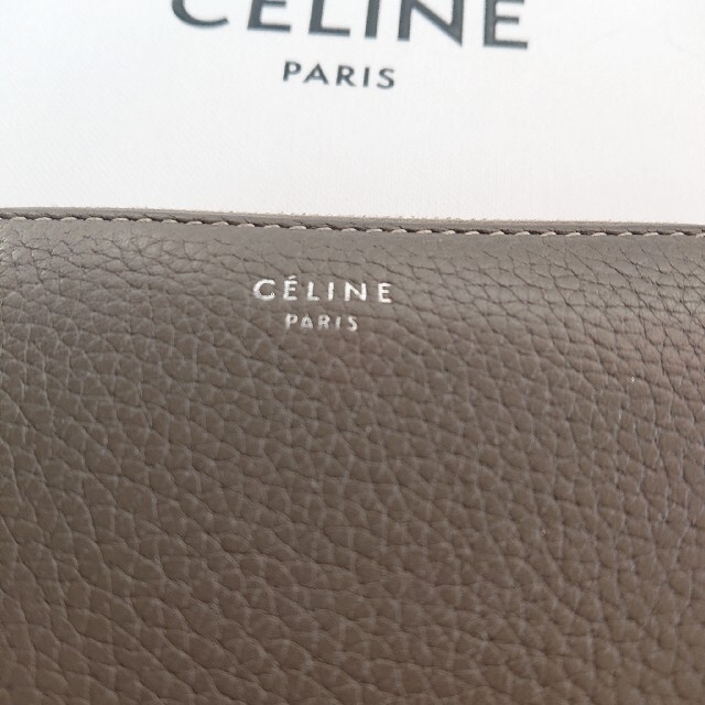 celine(セリーヌ)のCELINE ラウンドジップ 長財布 レディースのファッション小物(財布)の商品写真