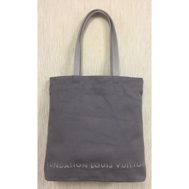 LOUIS VUITTON(ルイヴィトン)の匿名配送　パリ限定　ルイヴィトン財団美術館　トートバッグ　グレー レディースのバッグ(トートバッグ)の商品写真