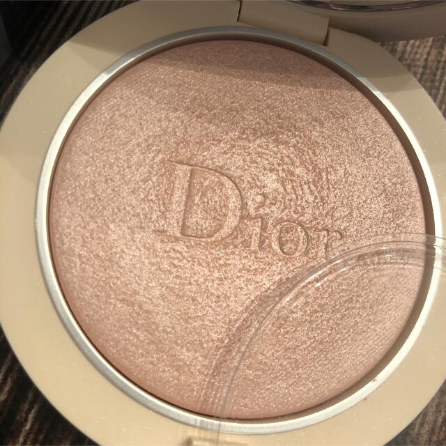 Christian Dior(クリスチャンディオール)のDior  ディオールスキンフォーエヴァークチュールルミナイザー02 コスメ/美容のベースメイク/化粧品(フェイスカラー)の商品写真