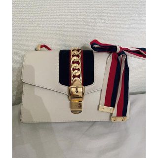 グッチ(Gucci)のGUCCIシルヴィ✴︎Jinju様(ショルダーバッグ)