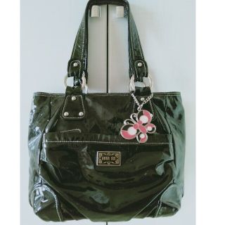 ANNA SUI - ANNA SUI エナメルバック チャーム付きの通販 by konan's