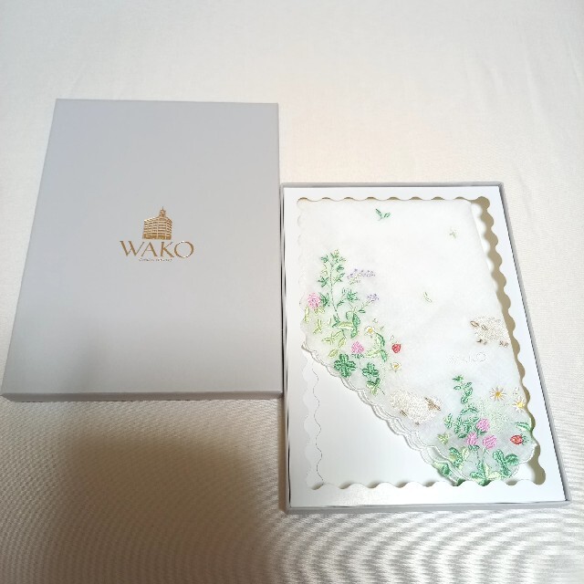 銀座和光　WAKO　ハンカチ レディースのファッション小物(ハンカチ)の商品写真