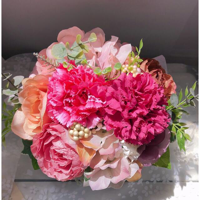 Happy mothers day♡ ブーケみたいな花かごアレンジメント　母の日 ハンドメイドのフラワー/ガーデン(その他)の商品写真