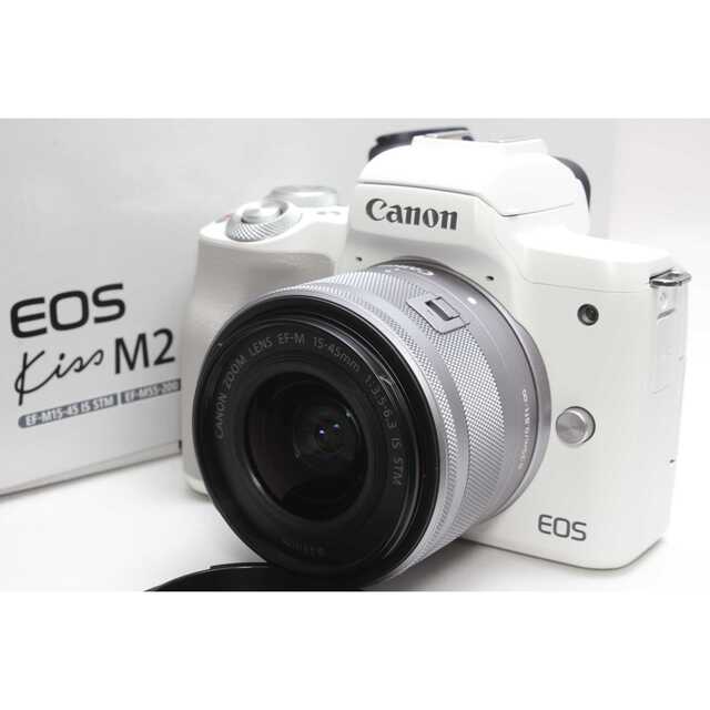 ❤️超人気最新モデル❤️Canon EOS Kiss M2 ホワイトカメラ