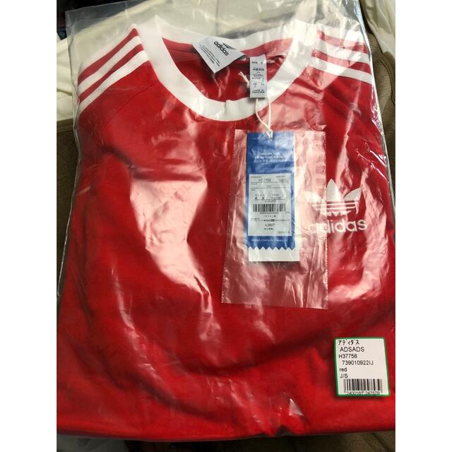 adidas(アディダス)の新品★アディダス 3ストライプ 半袖Tシャツ レッド/S メンズのトップス(Tシャツ/カットソー(半袖/袖なし))の商品写真