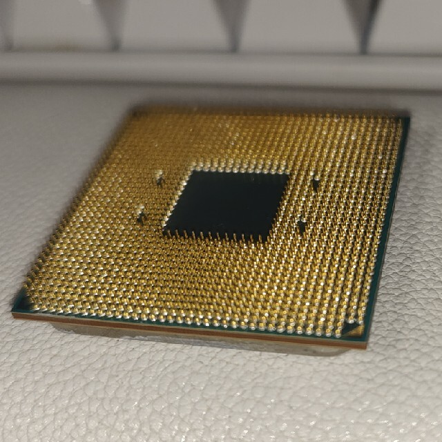 AMD Ryzen7 2700  中古 スマホ/家電/カメラのPC/タブレット(PCパーツ)の商品写真