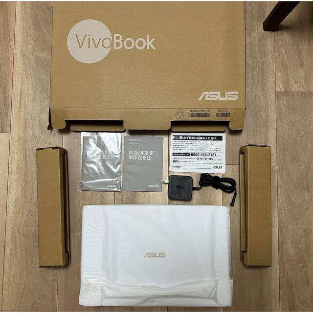 ASUS VivoBook F542U 新品未使用　ホワイトPC/タブレット