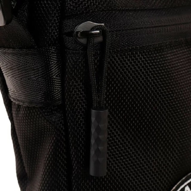 NIKE(ナイキ)の新品　ジョーダン　JORDAN バッグ ポーチ　PSG パリサンジェルマン メンズのバッグ(ショルダーバッグ)の商品写真