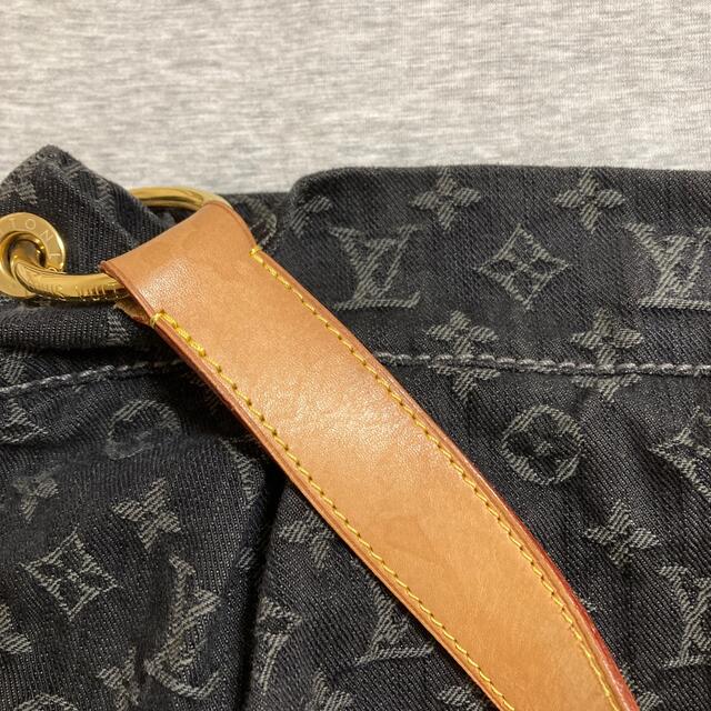 LOUIS VUITTON(ルイヴィトン)のLOUIS VUITTON ルイヴィトン　モノクロデニムPMショルダーバック レディースのバッグ(ショルダーバッグ)の商品写真