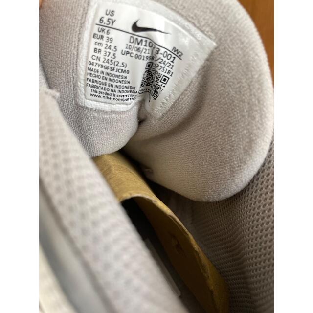 24.5cm】✨NIKE✨エアモアアップテンポ ベージュ 海外限定 24.5cm】✨NIKE✨エアモアアップテンポ ベージュ 海外限定