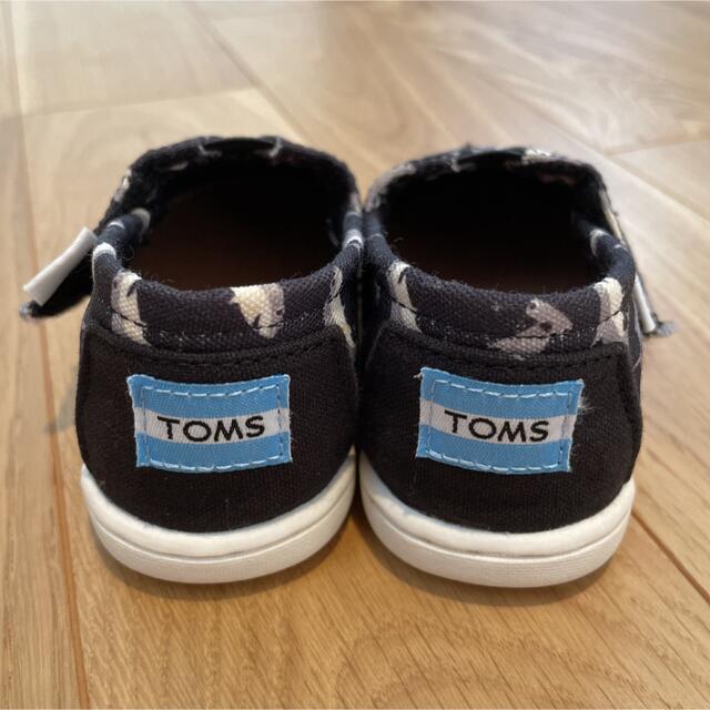 TOMS(トムズ)の《美品》TOMSベビーシューズ 11cm キッズ/ベビー/マタニティのベビー靴/シューズ(~14cm)(スニーカー)の商品写真