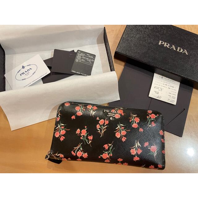 PRADA(プラダ)の★最終値下げ★ PRADA プラダ  長財布 レディースのファッション小物(財布)の商品写真