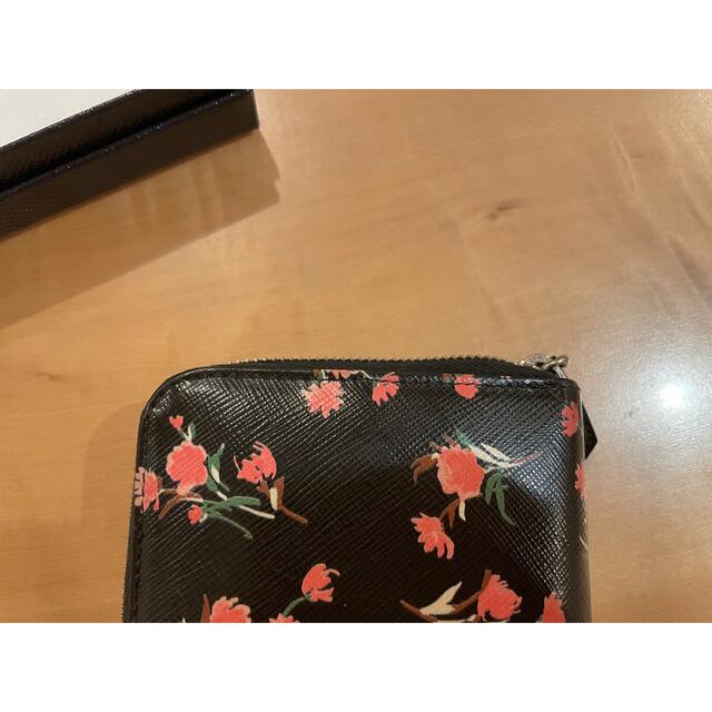 PRADA(プラダ)の★最終値下げ★ PRADA プラダ  長財布 レディースのファッション小物(財布)の商品写真