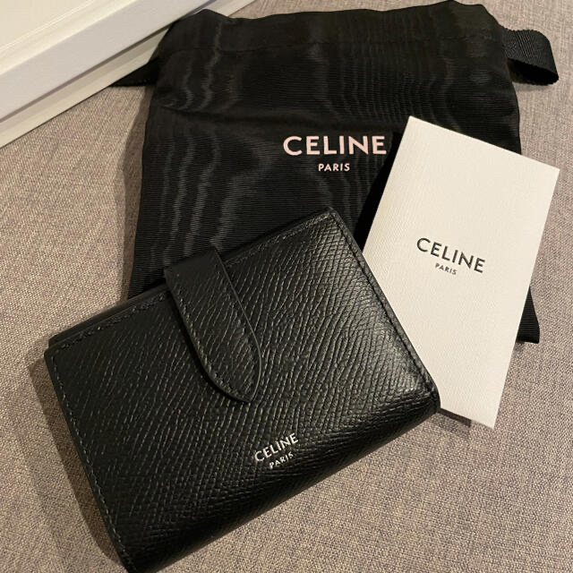 celine(セリーヌ)のCELINE ファインストラップウォレット 三つ折り ミニウォレット レディースのファッション小物(財布)の商品写真