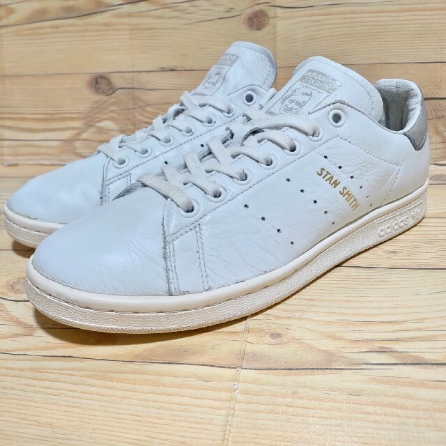 adidas(アディダス)の美品 【三越伊勢丹】 adidas STAN SMITH S75075 26cm メンズの靴/シューズ(スニーカー)の商品写真