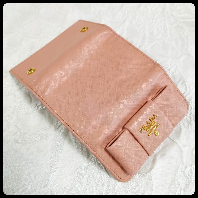美品☆プラダ PRADA サフィアーノ リボン 6連キーケース ピンク 美品☆プラダ PRADA サフィアーノ リボン 6連キーケース ピンク
