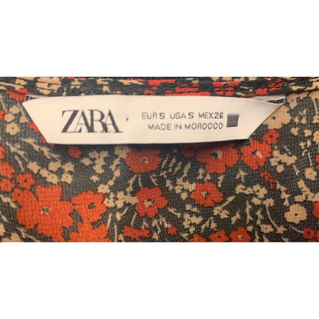 ZARA(ザラ)の美品　ZARA ザラ　シースルー　花柄　シャツ　ブラウス　人気　完売　黒　可愛い レディースのトップス(シャツ/ブラウス(長袖/七分))の商品写真