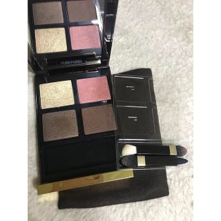 トムフォード(TOM FORD)のトム フォード アイ カラー クォード 26 ヴィジョネア ＊限定 (アイシャドウ)