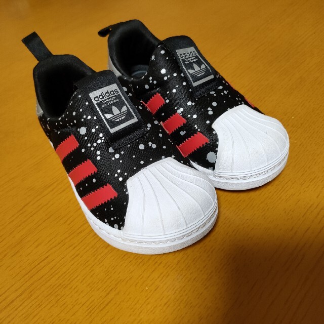 adidas(アディダス)のキッズスニーカー　14センチ　Adidas キッズ/ベビー/マタニティのベビー靴/シューズ(~14cm)(スニーカー)の商品写真