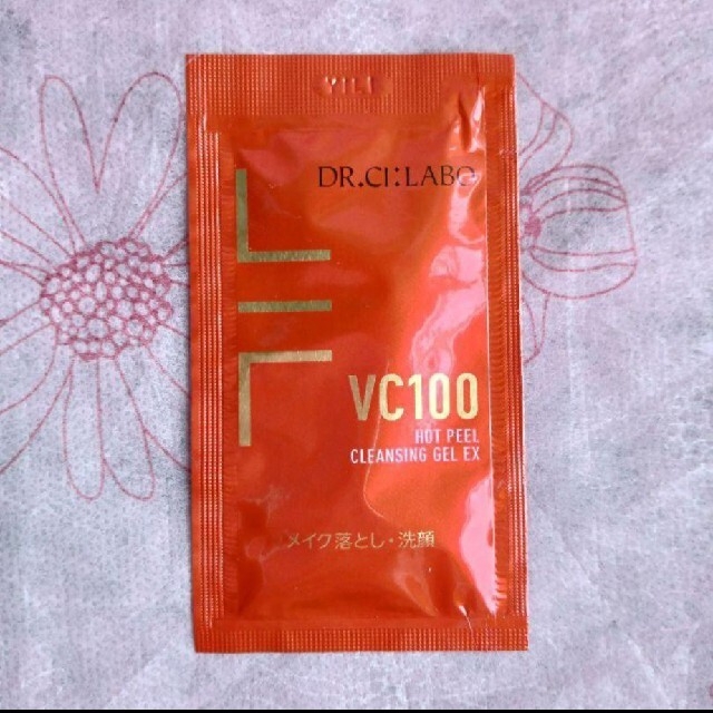 Dr.Ci Labo(ドクターシーラボ)の☆新品・未使用☆Dr.Ci:Labo☆VC100 美容液＆クレンジング☆３回分☆ コスメ/美容のスキンケア/基礎化粧品(美容液)の商品写真