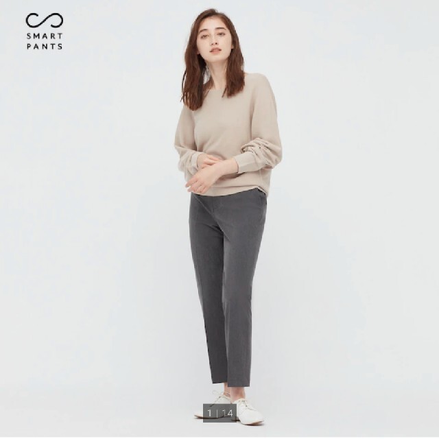 UNIQLO(ユニクロ)のスマートアンクルパンツ（2WAYストレッチ・丈標準64～66cm） レディースのパンツ(クロップドパンツ)の商品写真