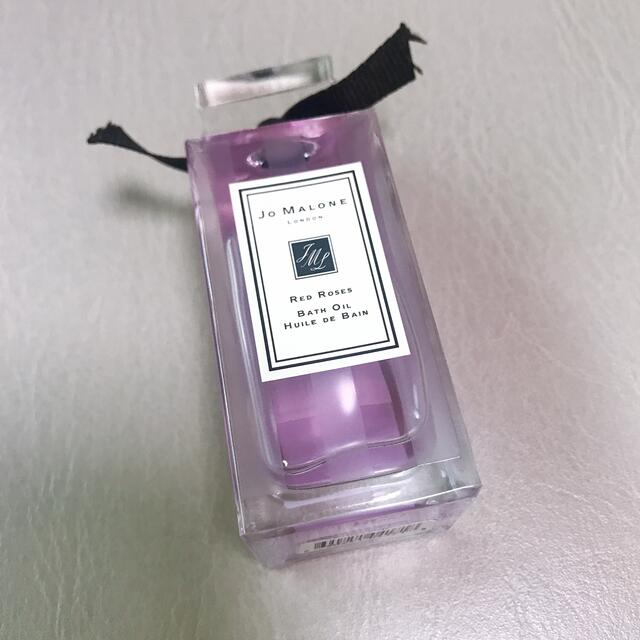 Jo Malone(ジョーマローン)のジョーマローン レッドローズ バスオイル コスメ/美容のボディケア(入浴剤/バスソルト)の商品写真