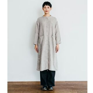 フォグリネンワーク(fog linen work)の美品　フォグリネンワーク　ストライプ　ワンピース　ベージュ(ロングワンピース/マキシワンピース)