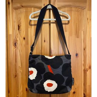 マリメッコ(marimekko)のmarimekko マリメッコ　ショルダーバッグ　(ショルダーバッグ)