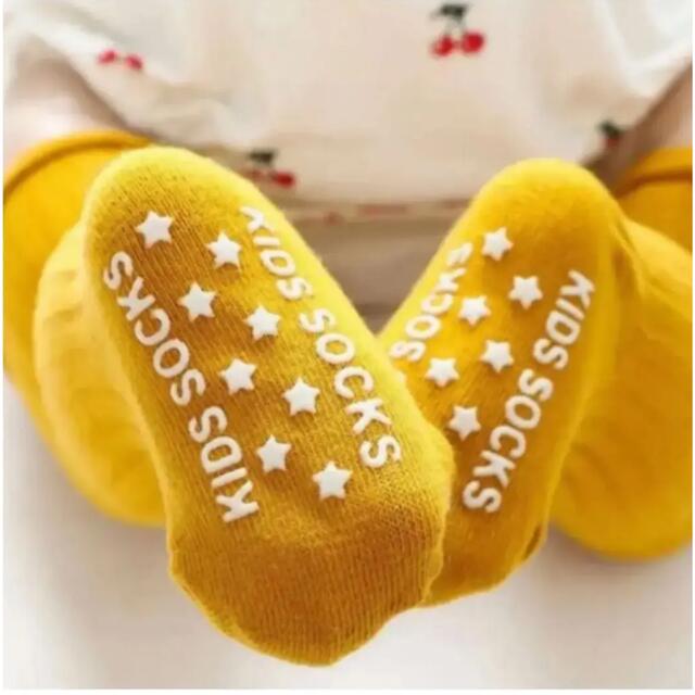滑り止め付きシンプル一色の可愛いベビーソックス 子供ハイソックスの通販 by ENDO's shop|ラクマ 滑り止め付きシンプル一色の可愛いベビーソックス 子供ハイソックスの通販 by ENDO's shop|ラクマ