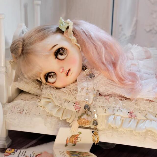 カスタムブライス カスタムドール 海外作家様 きれい かわいい Snowhite ハンドメイドのぬいぐるみ/人形(人形)の商品写真