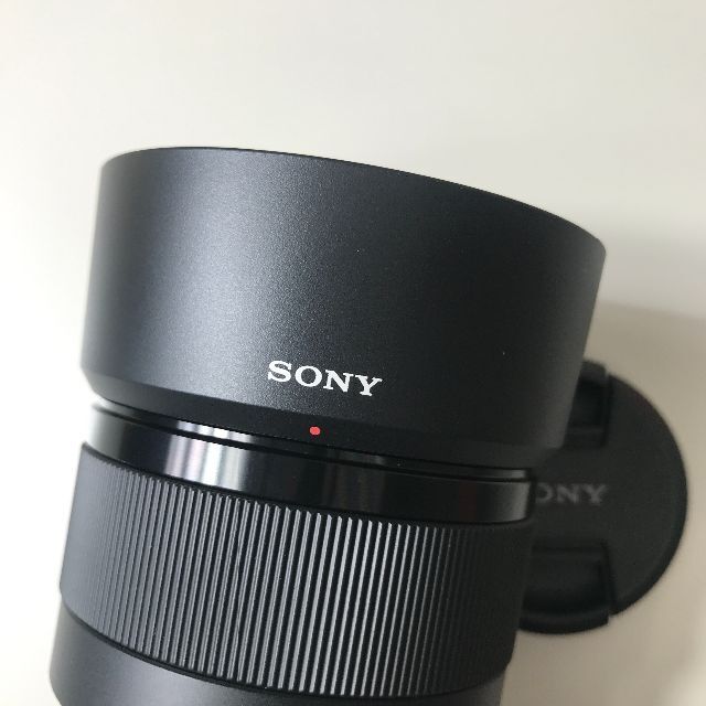 SONY(ソニー)のSONY FE 50mm F1.8 (レンズ保護フィルター付き) スマホ/家電/カメラのカメラ(レンズ(単焦点))の商品写真