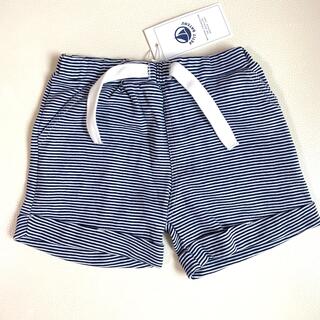 プチバトー(PETIT BATEAU)の専用　新品未使用　プチバトー  ボーダー　ショートパンツ　24m/86cm(パンツ)