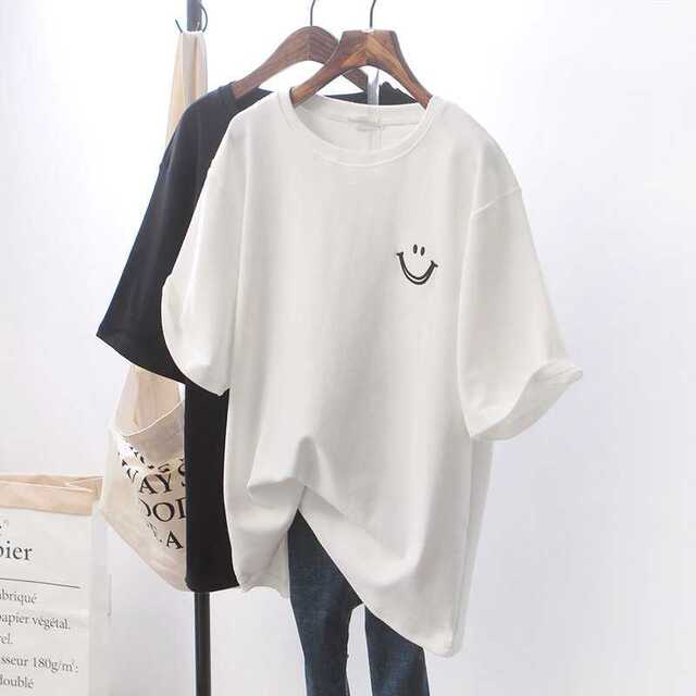 レディースtシャツ：　ゆったり　Tシャツ　半袖　韓国ファッション　スマイル レディースのトップス(Tシャツ(半袖/袖なし))の商品写真